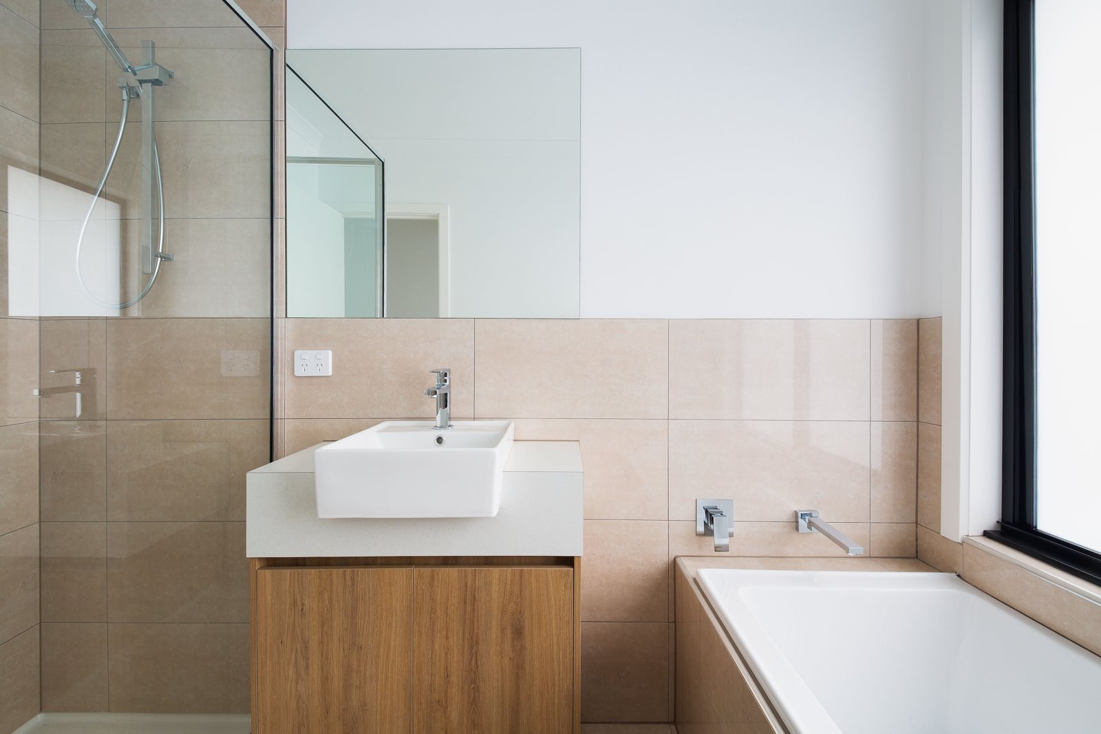 Bathroom, Edinburgh Street, Clayton